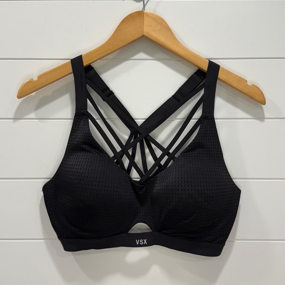 VSX Black Strappy Sports Bra - Picture 1 of 2
